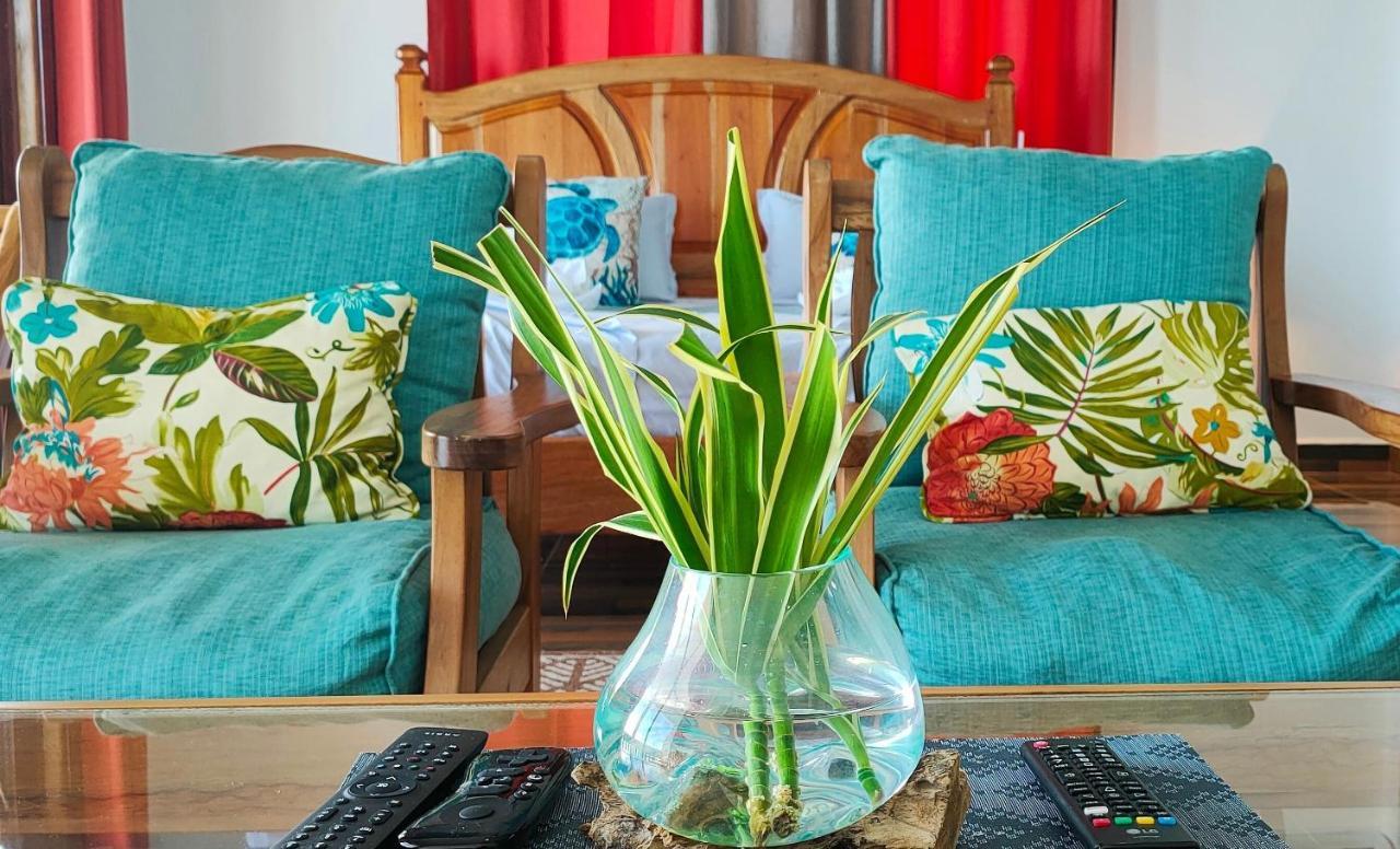 Mt Seaside Apartment La Digue Dış mekan fotoğraf