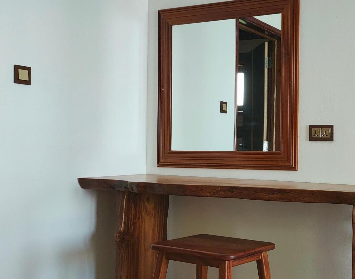 Mt Seaside Apartment La Digue Dış mekan fotoğraf