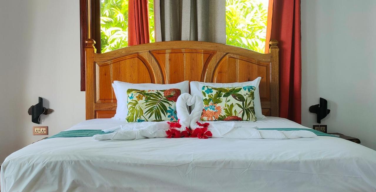 Mt Seaside Apartment La Digue Dış mekan fotoğraf